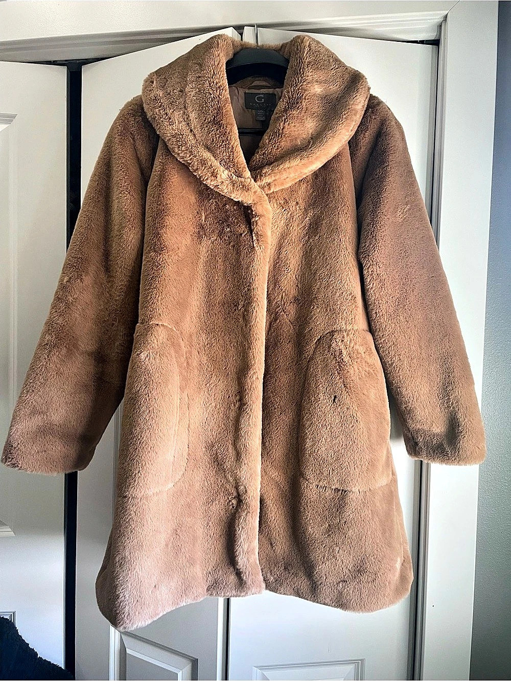 Gallery Faux Fur Shawl Collar Coat in Brown Large Like New